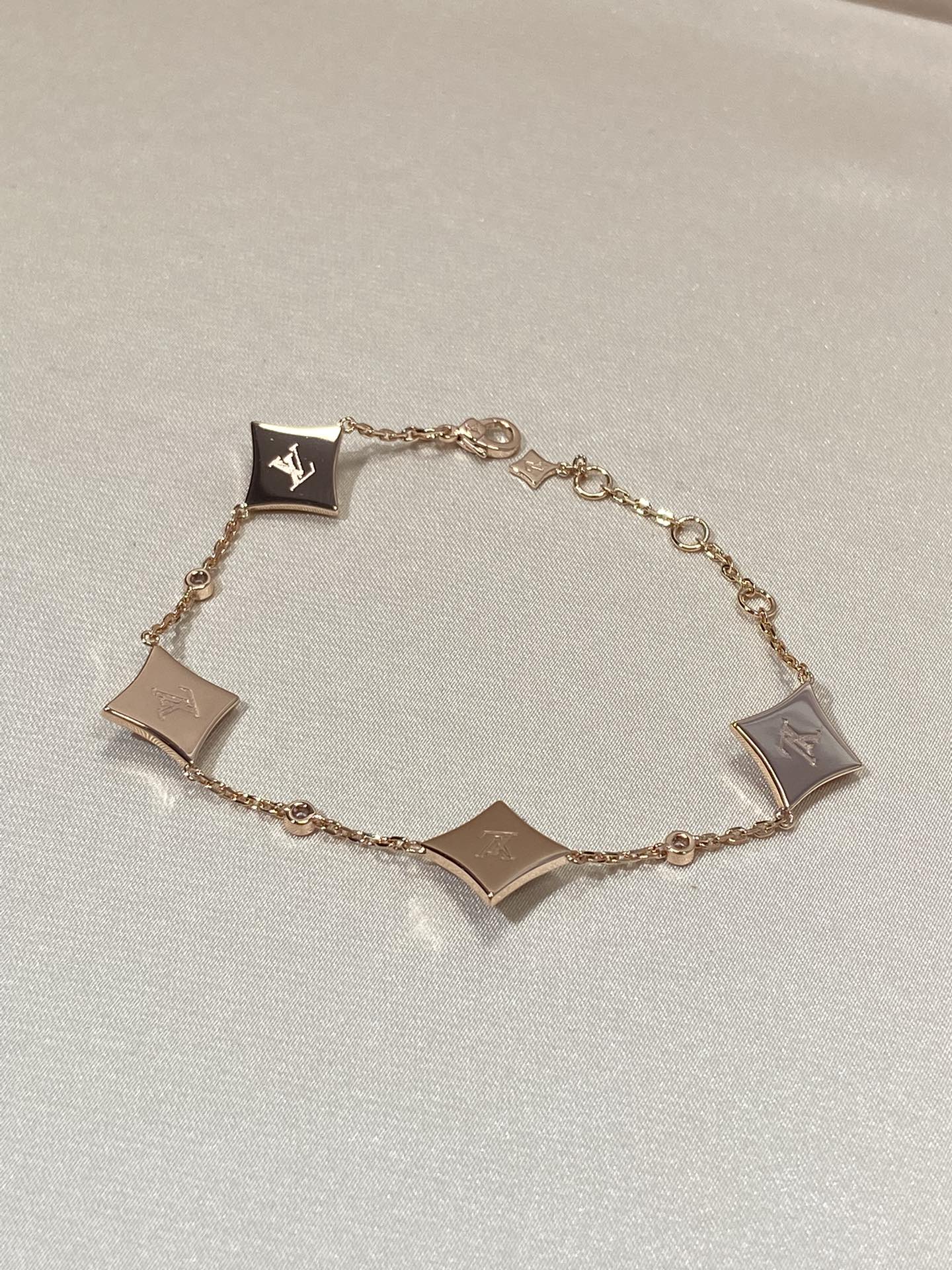 [Glimmer]星のモチーフマザーオブパールダイヤモンドピンクゴールドブレスレット