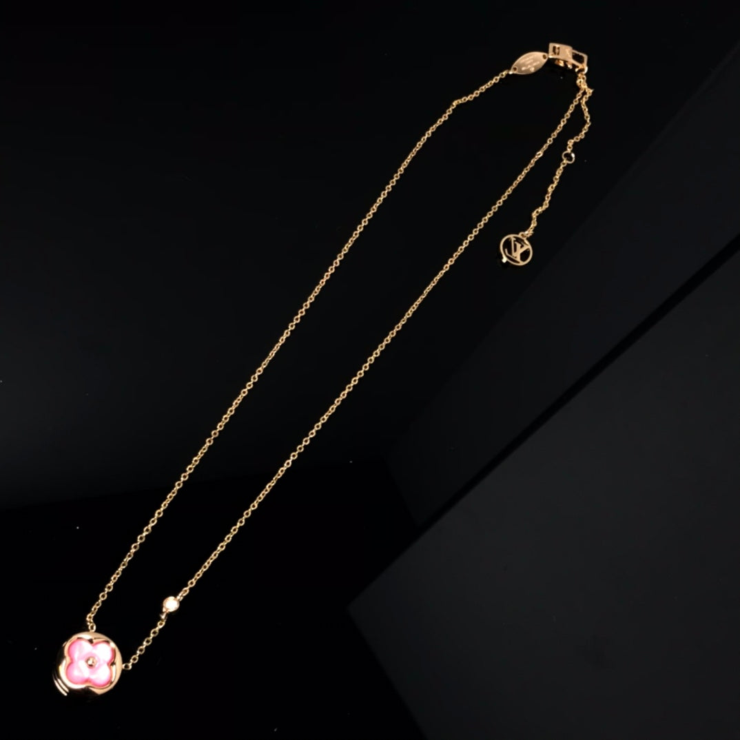 [Glimmer]カラーブロッサムピンクMOPサンゴールドネックレス