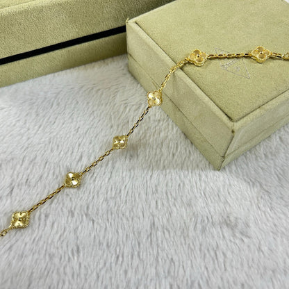[グリマー]クローバー 6モチーフ ダイヤモンド ブレスレット