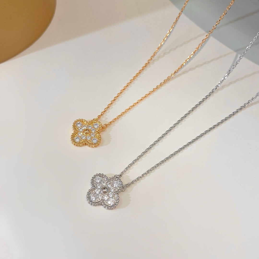 [Glimmer]クローバー 15MM ダイヤモンド シングル フラワー ネックレス